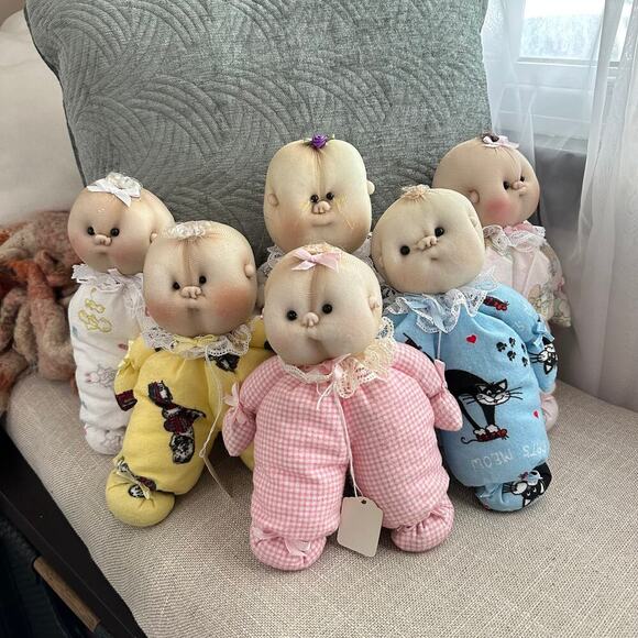 Handmade Vintage‎ Soft Weighted Hands/Feet Baby Doll Set of 6 - Precious Moments - Picture 1 of 14